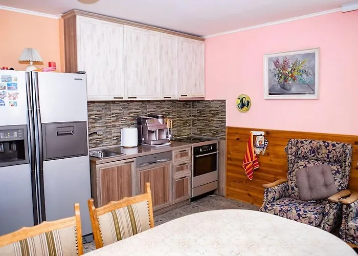 Lucky 2 Guest house 3*